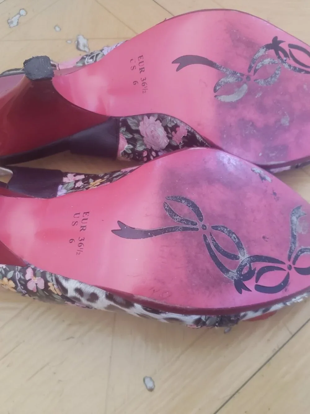 Poetic License Strappy Heels Size 6
